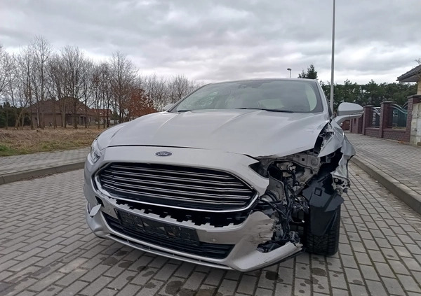 Ford Mondeo cena 28900 przebieg: 140000, rok produkcji 2018 z Nysa małe 667